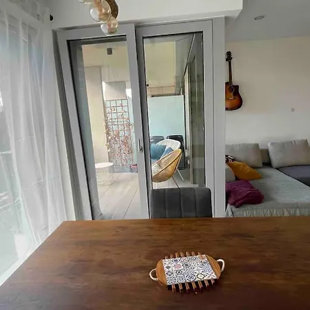 Beautiful High Standard Apartment Luxemburg